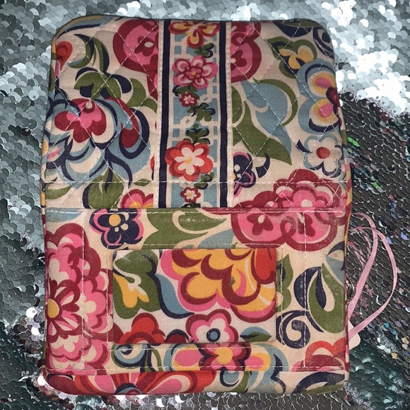 Vera Bradley Wallet - Picture 3 of 4